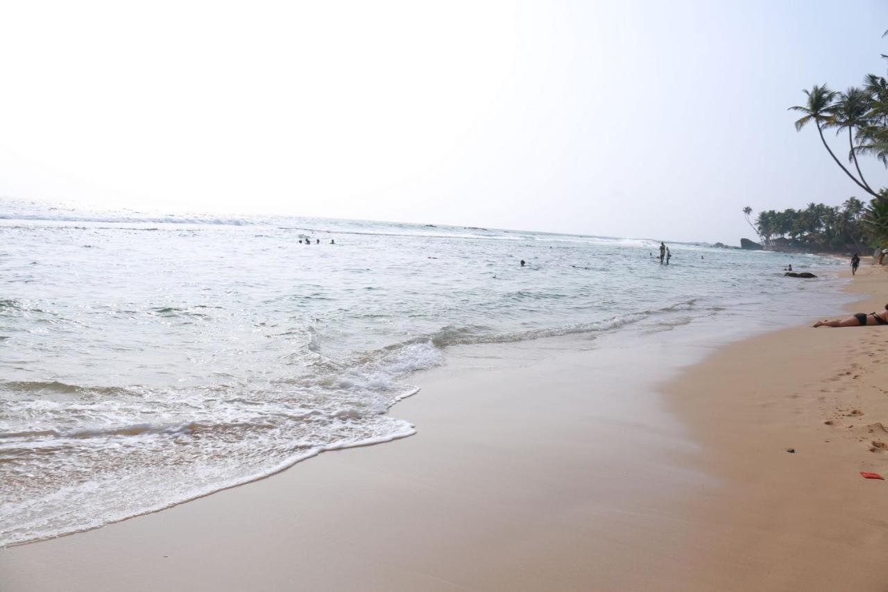 Jayaa Beach Talpe Extérieur photo