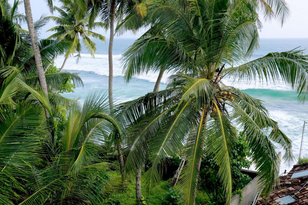 Jayaa Beach Talpe Extérieur photo